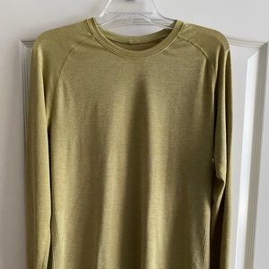 Lululemon yellow Men’s Metal Venttech long sleeve shirt